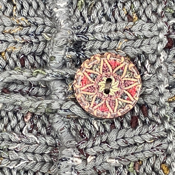 BCBGMaxAzria GREEN loose chunky knit cardigan sweater Medium - Picture 6 of 9